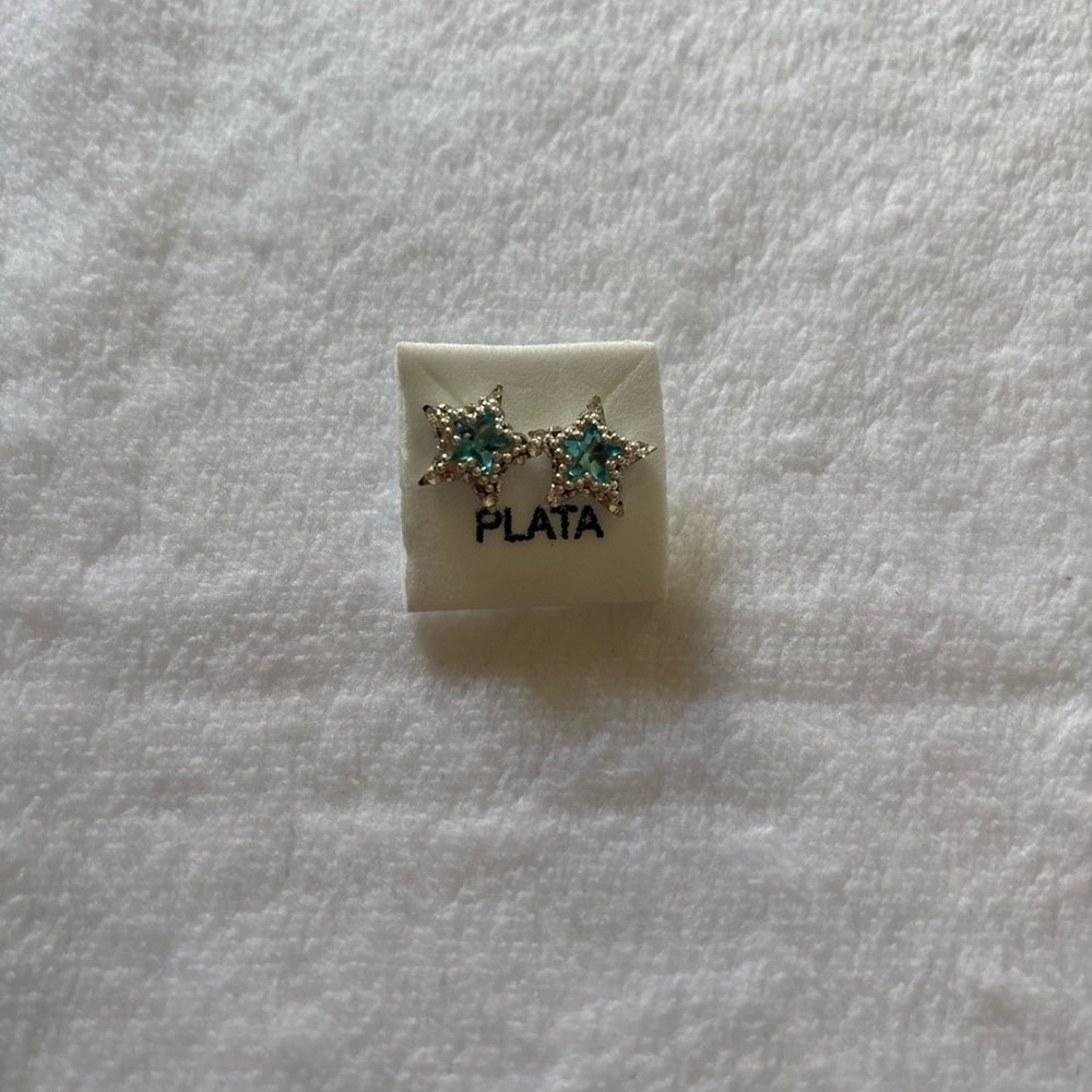 Sky Blue Star Shaped Silver Earrings